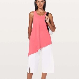 Lululemon Women’s To The Point Tank
Glossy‎